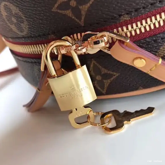 Cheap PETITE Louis CHAPEAU BOITE Vuitton 0506